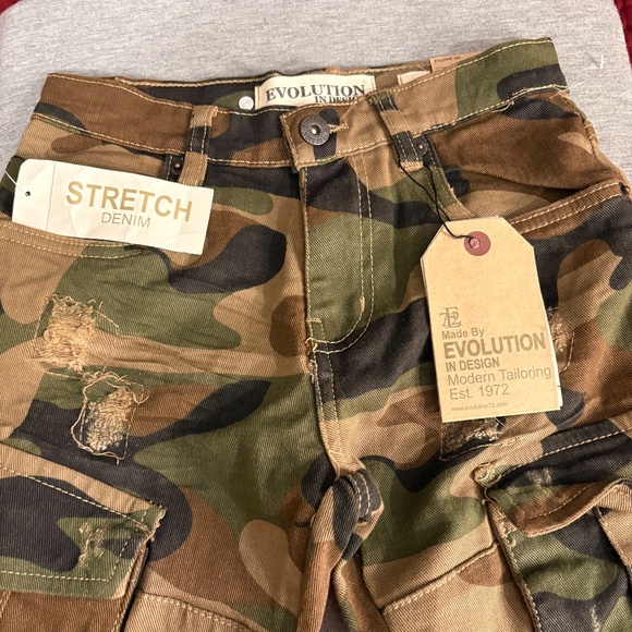 Evolution In Design Pants - Picture 2 of 10